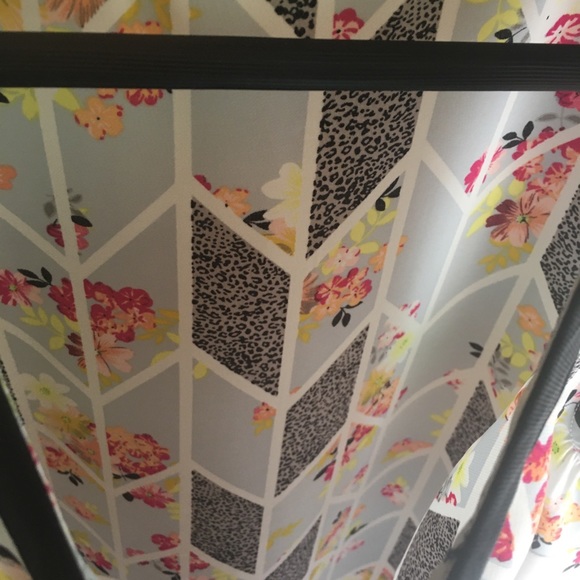 CAbi black and multicolor floral top size small - Picture 5 of 11